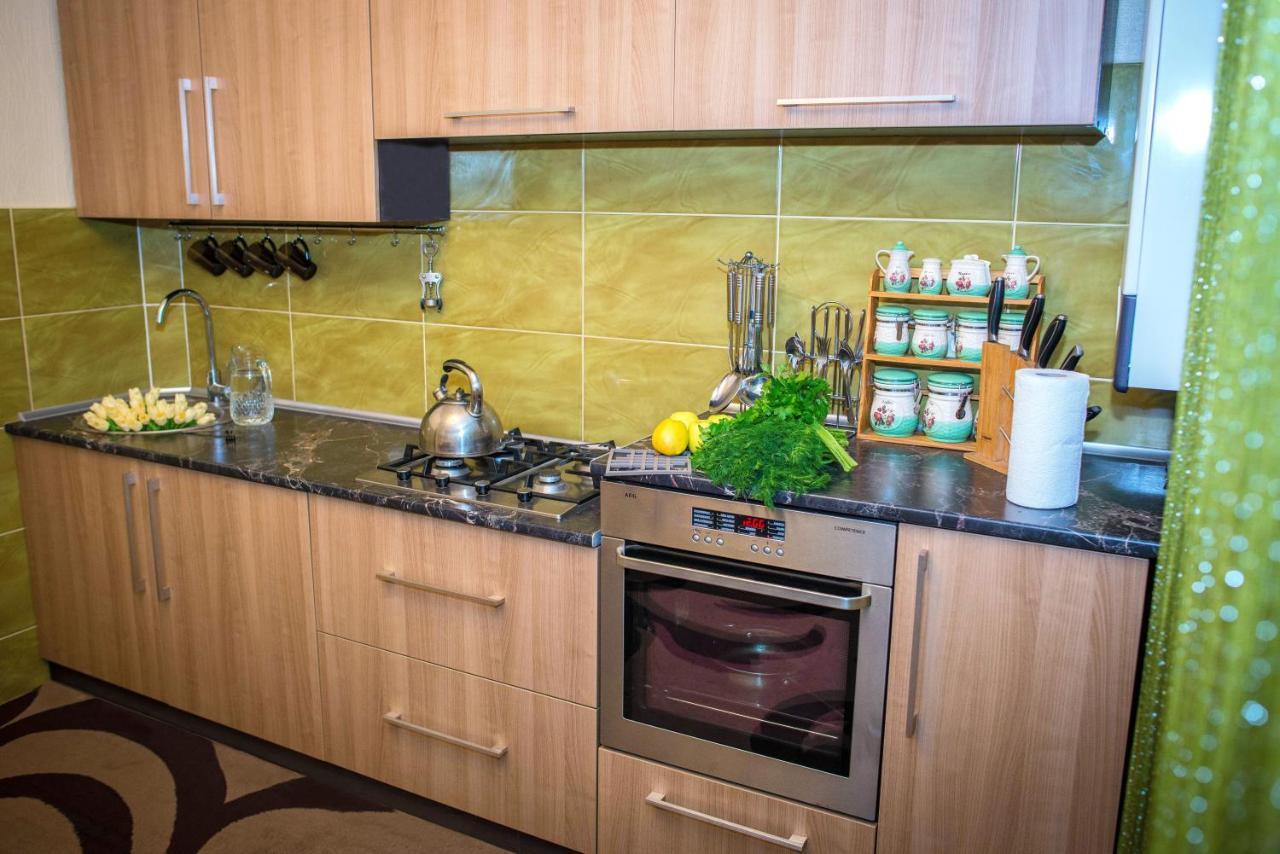Ornava Boutique Apartments Тернопил Екстериор снимка